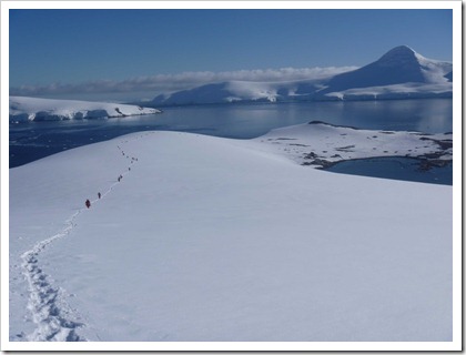 P1080285 thumb - Travel Tips: Antarctica (Antártida) Travel Guide